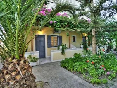أزاليا فندق Kamári