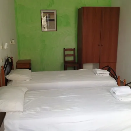 Hotel Azalea Kamari (Santorini)