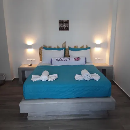 Azalea Kamari (Santorini)