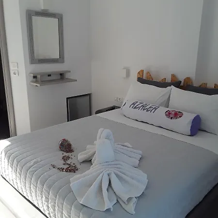 Hotel Azalea Kamari (Santorini)
