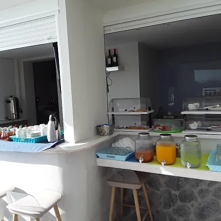 Azalea ホテル Kamári