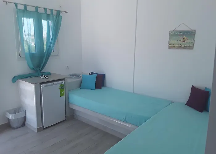 Azalea Hotel Kamari (Santorini)